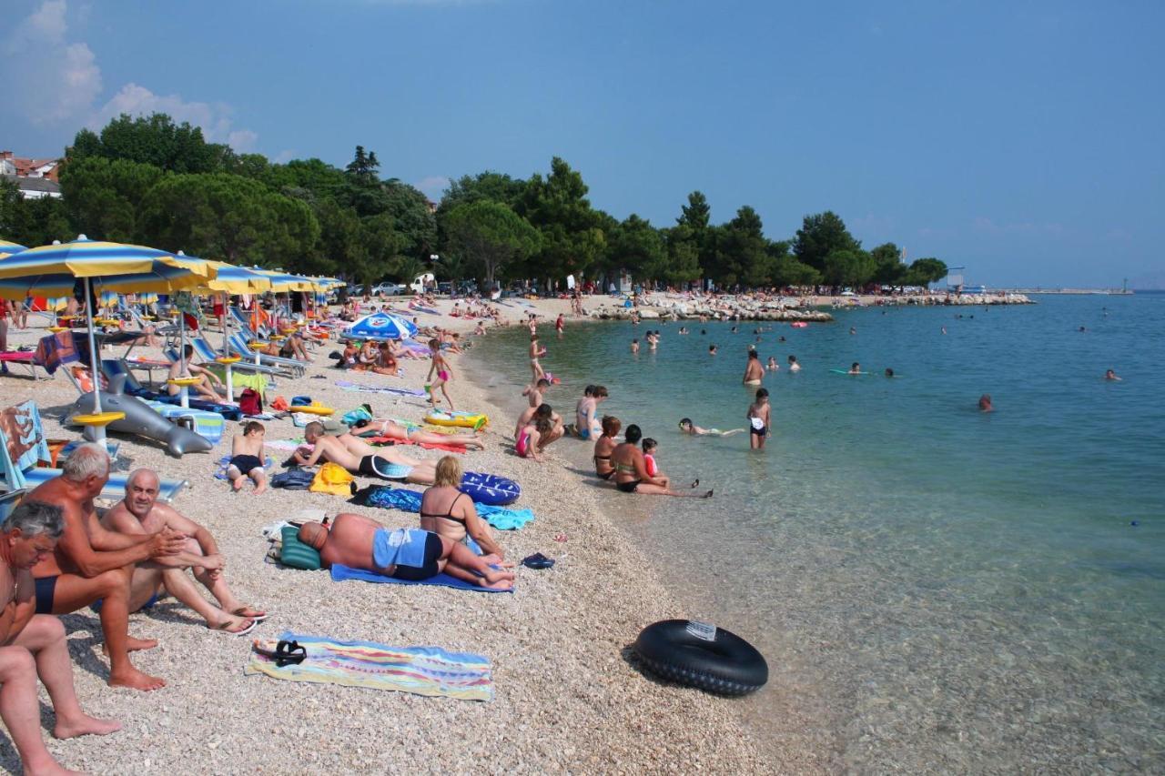 Apartments And Rooms With Parking Space Crikvenica - 19125 Екстер'єр фото