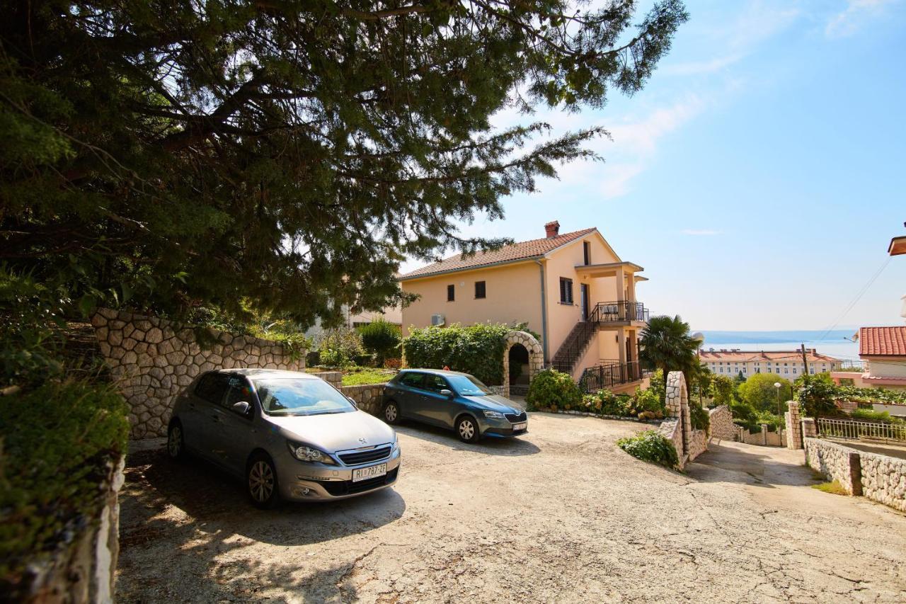 Apartments And Rooms With Parking Space Crikvenica - 19125 Екстер'єр фото
