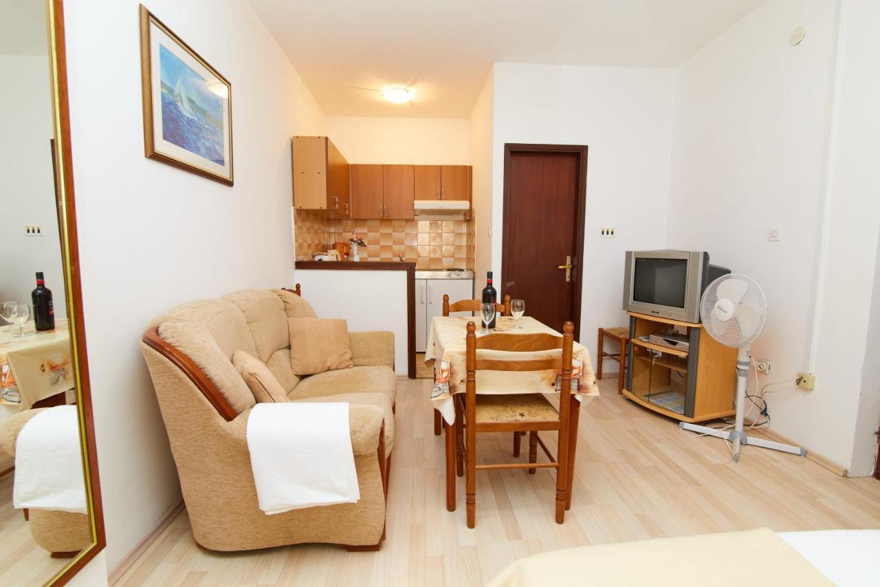 Apartments And Rooms With Parking Space Crikvenica - 19125 Екстер'єр фото