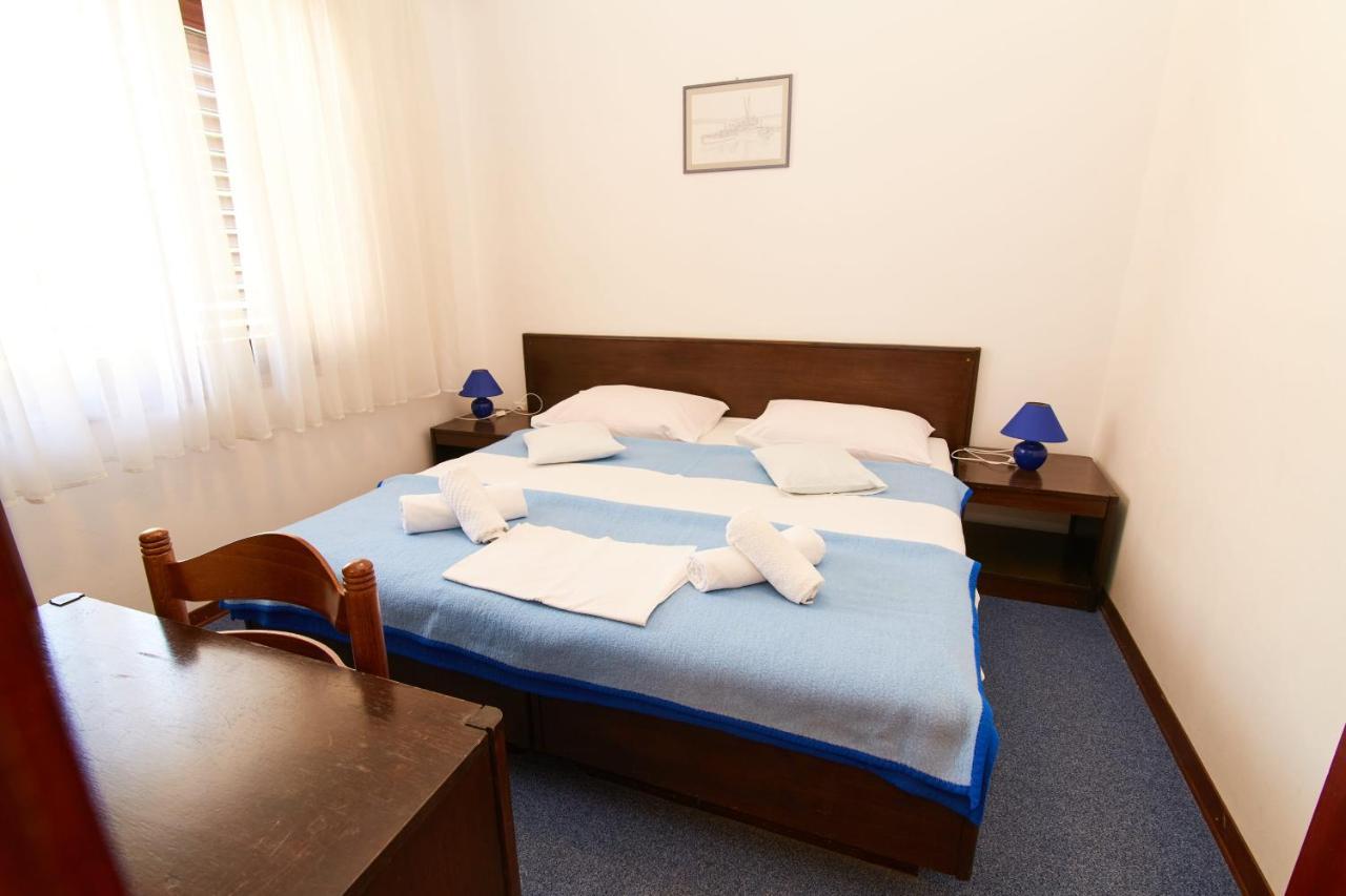 Apartments And Rooms With Parking Space Crikvenica - 19125 Екстер'єр фото