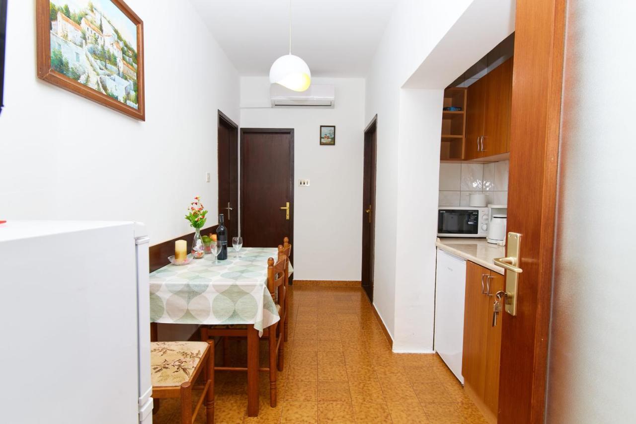 Apartments And Rooms With Parking Space Crikvenica - 19125 Екстер'єр фото