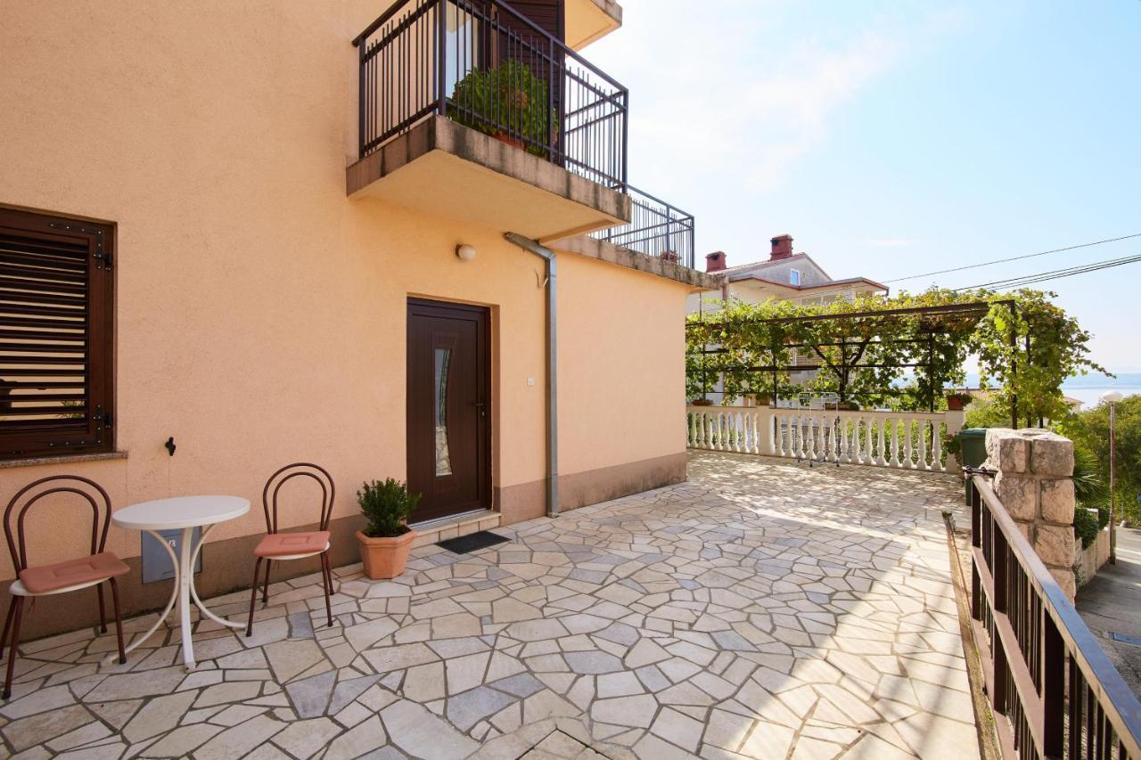 Apartments And Rooms With Parking Space Crikvenica - 19125 Екстер'єр фото