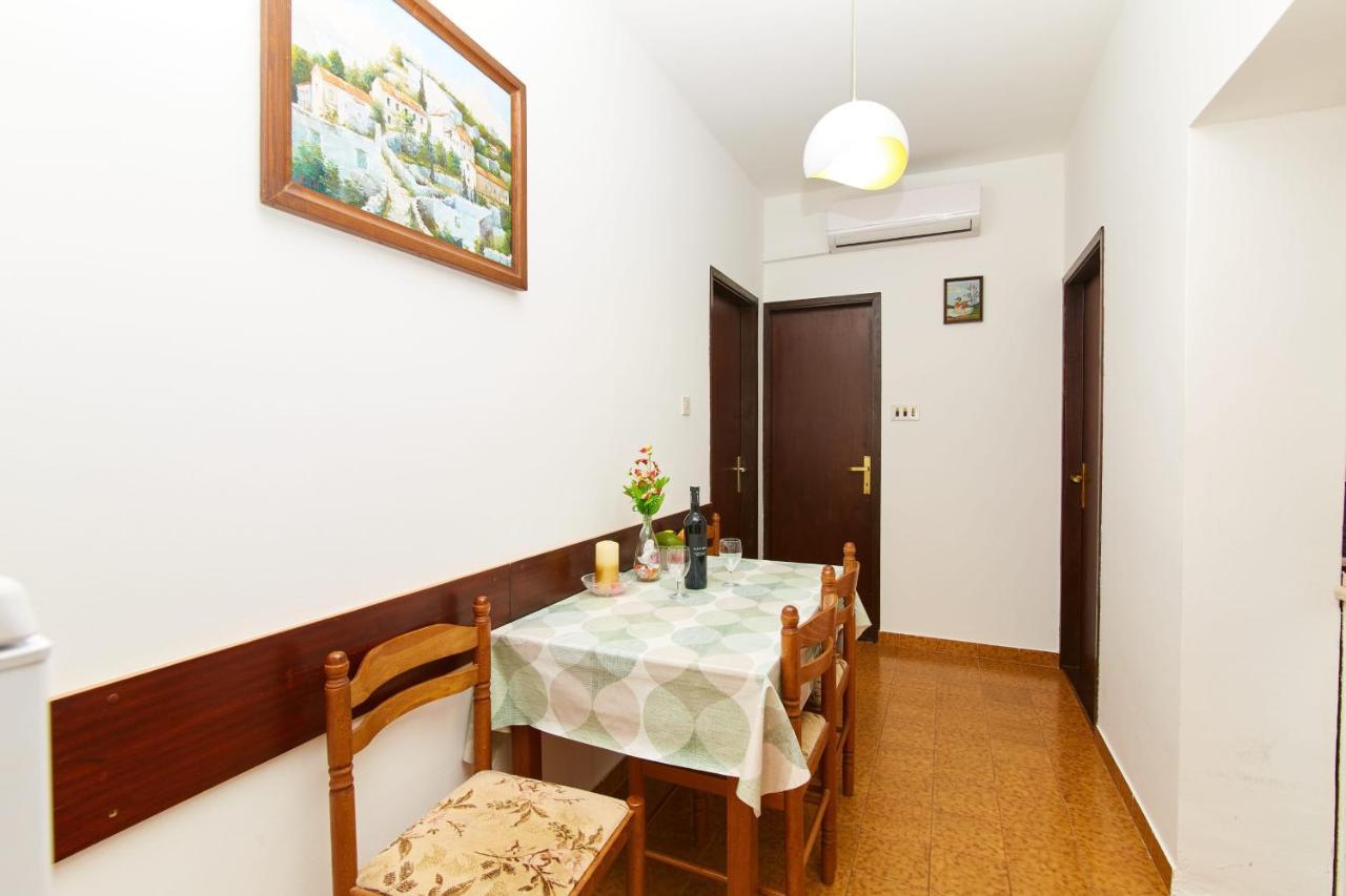 Apartments And Rooms With Parking Space Crikvenica - 19125 Екстер'єр фото