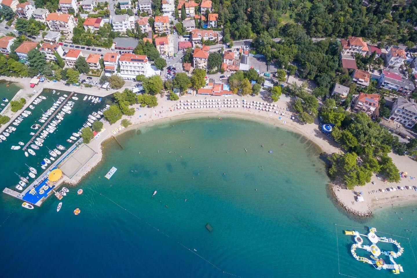 Apartments And Rooms With Parking Space Crikvenica - 19125 Екстер'єр фото